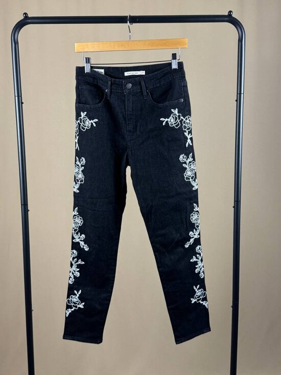 Levi's Denim - Levi’s Premium 721 High Rise Skinny Jeans Women’s W27 Floral Embroidered